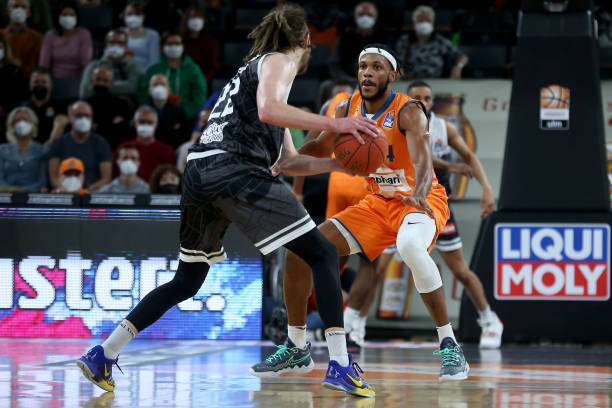 萨博尼斯 萨博尼斯