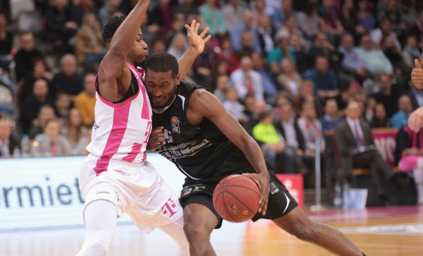 一年轻球员 一年轻球员