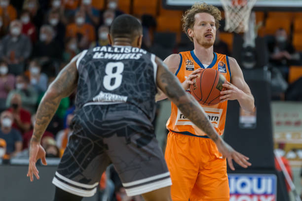 不仅仅是比 不仅仅是比